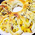 ゆんゆん・ω・♪'s cooksnap of when they made 可愛いお花のアップルリングパン♪.