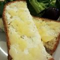 シナモシナモ's cooksnap of when they made トーストに♪クリチ×リンゴジャム.
