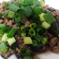 梅納豆's cooksnap of when they made ナスと挽き肉の味噌炒め丼☆小ネギ盛り盛り.
