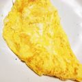 micchily's cooksnap of when they made とろ〜り美味しいチーズオムレツ♡.