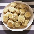 りい0311's cooksnap of when they made 離乳食後期〜フワフワ手掴み豆腐ハンバーグ.