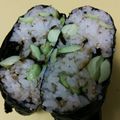sashihi's cooksnap of when they made ☆枝豆と塩昆布とゴマのおにぎらず☆.