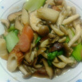 pucyipan's cooksnap of when they made 簡単 もう一品！きのこ☆ちくわ炒め.