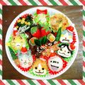 ３匹の大ぶたママ's cooksnap of when they made クリスマス☆キャラ弁に♪枝豆でリース.