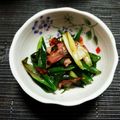 smauny's cooksnap of when they made ネギの葉とカリカリベーコンの味ポン炒め.