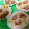 ﾘﾗｯｸﾏﾝ's cooksnap of when they made 餃子の皮で♪簡単ピザ♡.