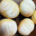 はんぶんこ☆'s cooksnap of when they made ハイジの白いパン.
