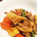 s__i's cooksnap of when they made 豚肉・ちくわぶ・舞茸の煮物.