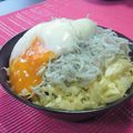 パッティー's cooksnap of when they made 釜揚げしらすに温たまキャベツも！のっけ丼.