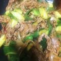 きのこのやま最高！'s cooksnap of when they made 牛肉とトマトとキュウリの生姜豆板醤炒め.