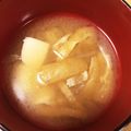 take♪aki♪'s cooksnap of when they made 豆腐と油揚げのお味噌汁.