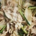 ミニーちゃん♪♪♪♪'s cooksnap of when they made ☆豚肉と小松菜、玉ねぎの炒め物☆お弁当♪.