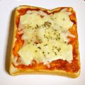 つちかな's cooksnap of when they made ﾐｰﾄｿｰｽで!簡単ﾋﾟｻﾞ風ﾄｰｽﾄ.