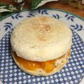 Susie845's cooksnap of when they made 柿とシナモンのイングリッシュマフィン.
