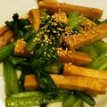 HITOMIでつ's cooksnap of when they made 高野豆腐とナス・小松菜の炒め物.