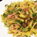 きらじん's cooksnap of when they made ｢ｾﾛﾘの葉とじゃがいもの炒めもの｣.