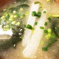 みい56's cooksnap of when they made 長いもとほうれん草、豆腐の味噌汁.