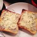 ねむねむ♪'s cooksnap of when they made しらすチーズトースト.