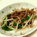 sαкi's cooksnap of when they made 鶏挽肉ともやしのソース炒め.