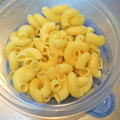 こはる・▽・'s cooksnap of when they made 茹でマカロニの冷凍法.