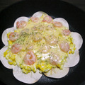 ﾏﾁｬ☆ｺｺ's cooksnap of when they made 餃子の皮でお花が咲いたピザ☆海老マヨ.