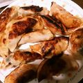 すみま～る's cooksnap of when they made 簡単美味しいギョーザの皮で包ハンバーグ.