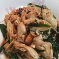 fm04's cooksnap of when they made 牡蠣とほうれん草ときのこのオイスター炒め.
