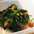のらむーちょ's cooksnap of when they made はなびし草のほうれん草と菊の花のお浸し.