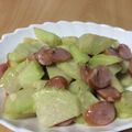 オタンコシェフ's cooksnap of when they made ハヤトウリとソーセージの醤油チーズ炒め.