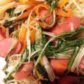 はに333's cooksnap of when they made 水菜×人参♡にんにく炒め.