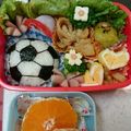 ☆ゆかねえさん☆'s cooksnap of when they made サッカーボールのキャラ弁(学童弁当).