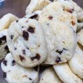 zunkoro's cooksnap of when they made サクしっとり☆ラムレーズンチーズクッキー.