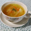 kururin18's cooksnap of when they made たまねぎとにんじんのコンソメスープ.