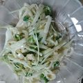 なおつん0802's cooksnap of when they made 大根とかいわれのサラダ.