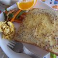 Y8Y's cooksnap of when they made 粒々♪ピリッ！粒マスタードマヨトースト.