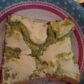 mikaosaki's cooksnap of when they made 水切りヨーグルトとアボガドのホットサンド.