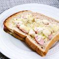 Dellaたん's cooksnap of when they made おさかなソーセージトースト.