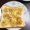 空飛ぶマカロン's cooksnap of when they made ♡焼きバナナとスライスチーズのトースト♡.