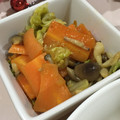 ひろカ's cooksnap of when they made 白菜としめじの酢炒め.