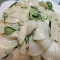 るんちゃそ's cooksnap of when they made 簡単‼カブとキュウリのサラダ.