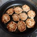 えみりんたん's cooksnap of when they made 和風おろし♪節約☆もやしハンバーグ.