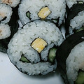 まいなママ's cooksnap of when they made 美味しくかわいい♪お花の巻き寿司①.
