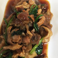 ししたか's cooksnap of when they made 簡単！ 牛肉ほうれん草炒め きのこソース.