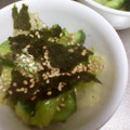ぬぴこちゃん's cooksnap of when they made レタスときゅうりのもみもみ♪和サラダ.