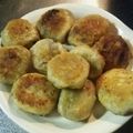 yukiizu's cooksnap of when they made ★大根の葉っぱで～チーズinおやき♪★.