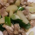 hamanny's cooksnap of when they made ほくほくポテトとチキンのガーリック炒め.