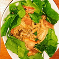 shelly616's cooksnap of when they made 炒めキノコとほうれん草のサラダ.