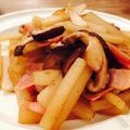kaokaofood's cooksnap of when they made ダイコン・ベーコン・キノコン炒め♪.