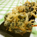 赤い電話's cooksnap of when they made わかめと玉ねぎにんじんのヘルシーかき揚げ.