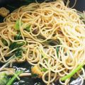KaaEeeDee's cooksnap of when they made きのことシーチキンのバター醤油パスタ♪.